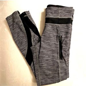 Lululemon size 2 leggings mesh calf’s. Zippers with pockets
